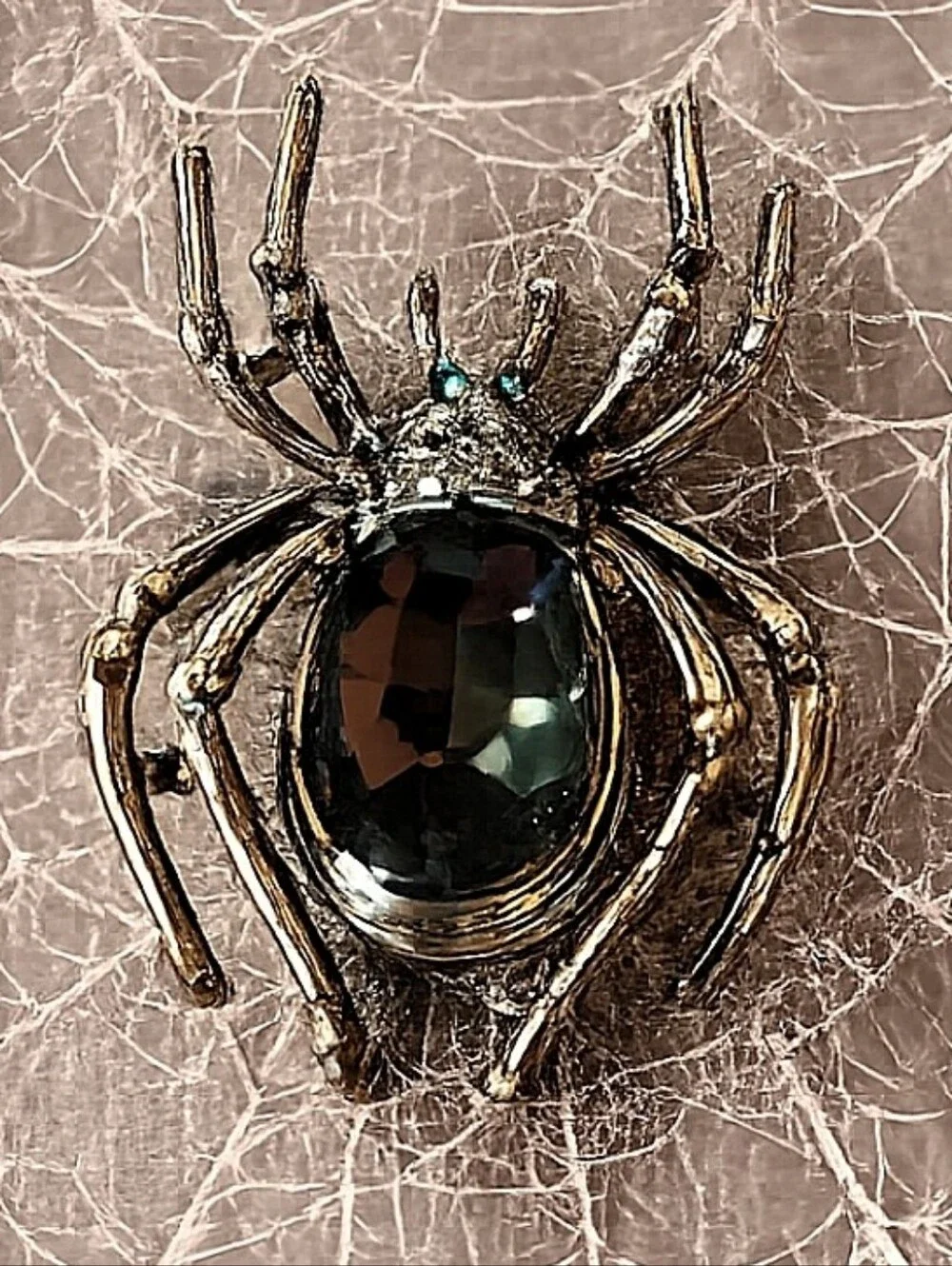 Crystal Glass Rhinestones Spider Brooch Pin Halloween Jewelry Very Good Quality